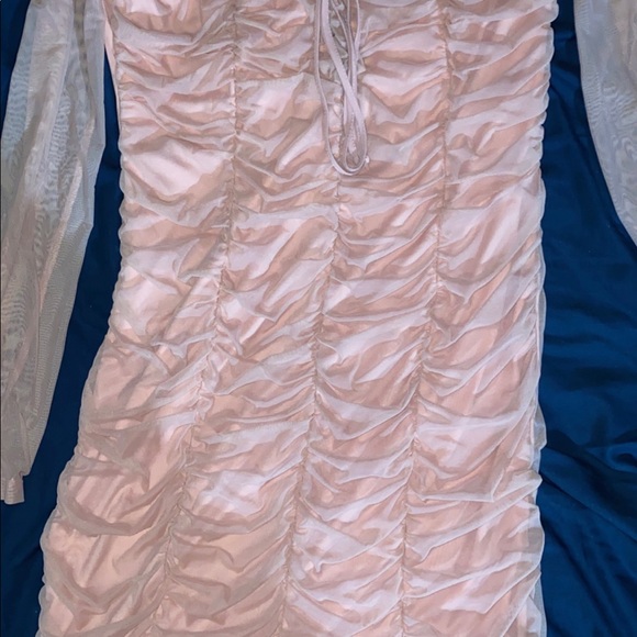 Fashion nova dress - Picture 3 of 3